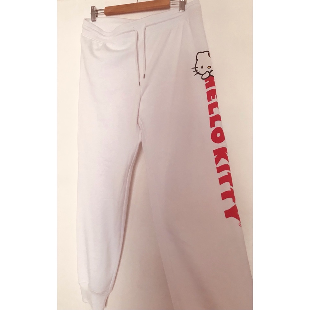 HELLO KITTY WHITE JOGGER SWEATPANTS *ONE OF A KIND* (won’t  find these anywhere)